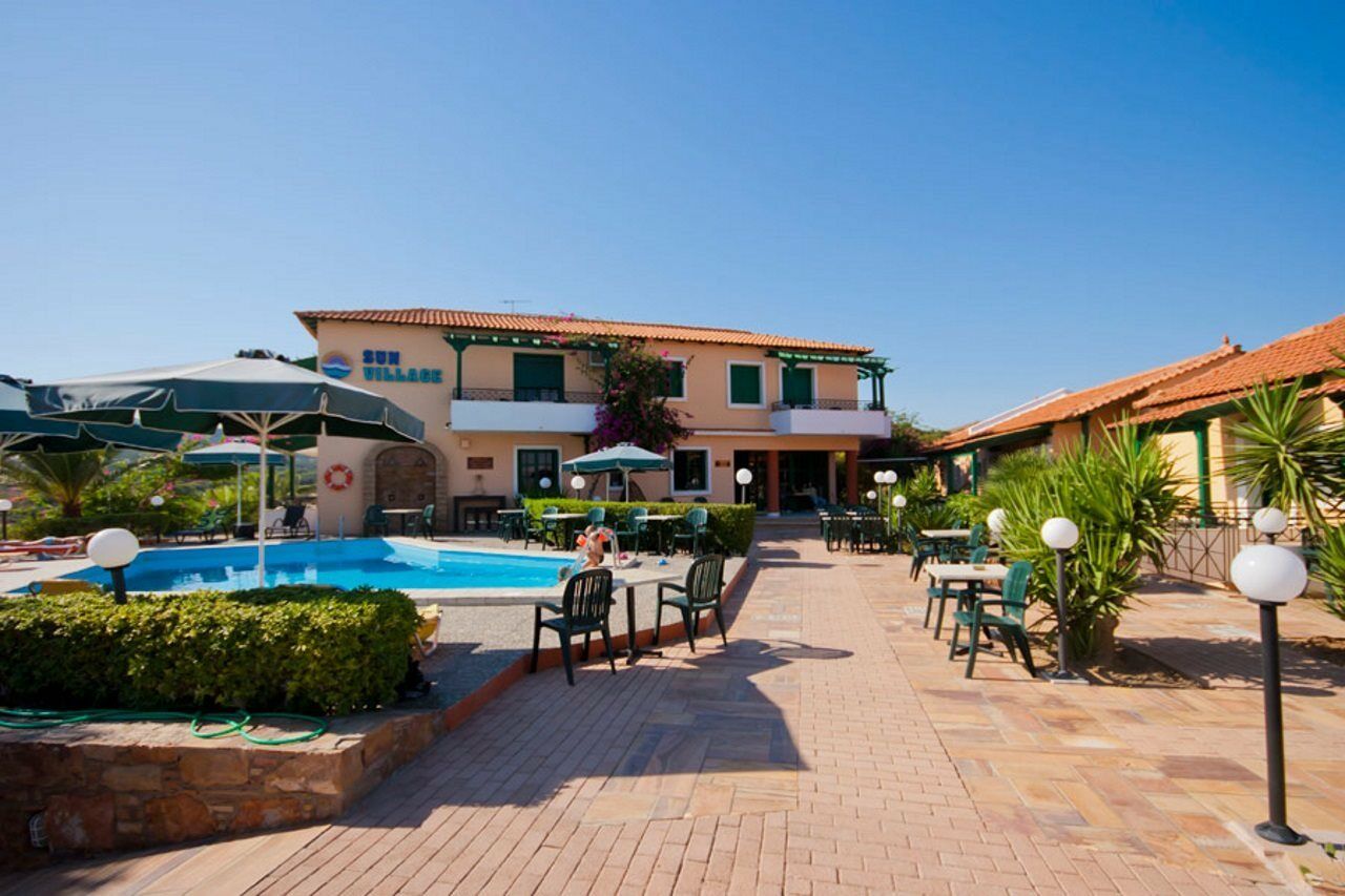 Sun Village Hotel Apartments Megas Limnionas Екстер'єр фото