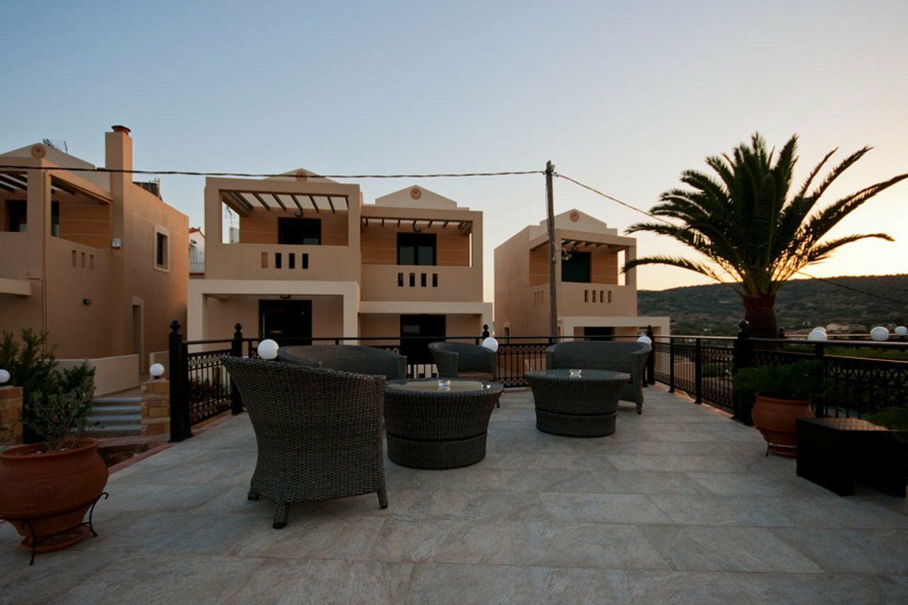 Sun Village Hotel Apartments Megas Limnionas Екстер'єр фото